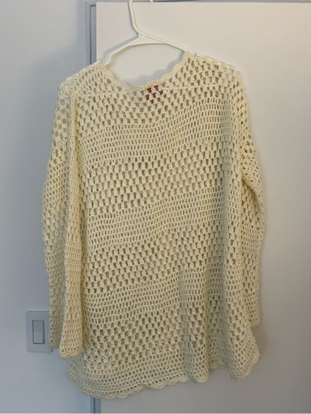 Show Me Your MuMu Paula Pullover Coverup in White Crochet - Picture 4 of 4